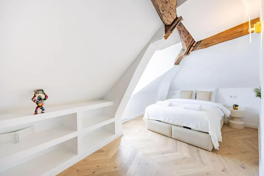Apartamento 3 Bedrooms Sacree Coeur Place Du Tertre Montmartre Paris