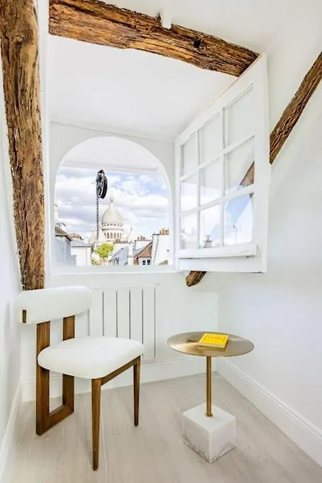 3 Bedrooms Sacree Coeur Place Du Tertre Montmartre Apartmán Paříž